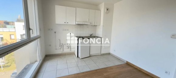 Studio in Le Petit-Quevilly, France, Nr. 360291 3