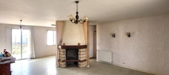 5 bedrooms House in Dreux, France No. 342988 2