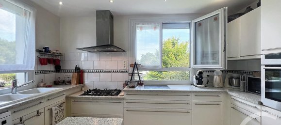 4 chambres Maison à Saint-Mesmin, France No. 252030 9