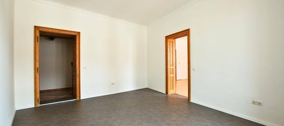 Apartamento de 2 dormitorios en Pottenstein, Austria No. 220873 3