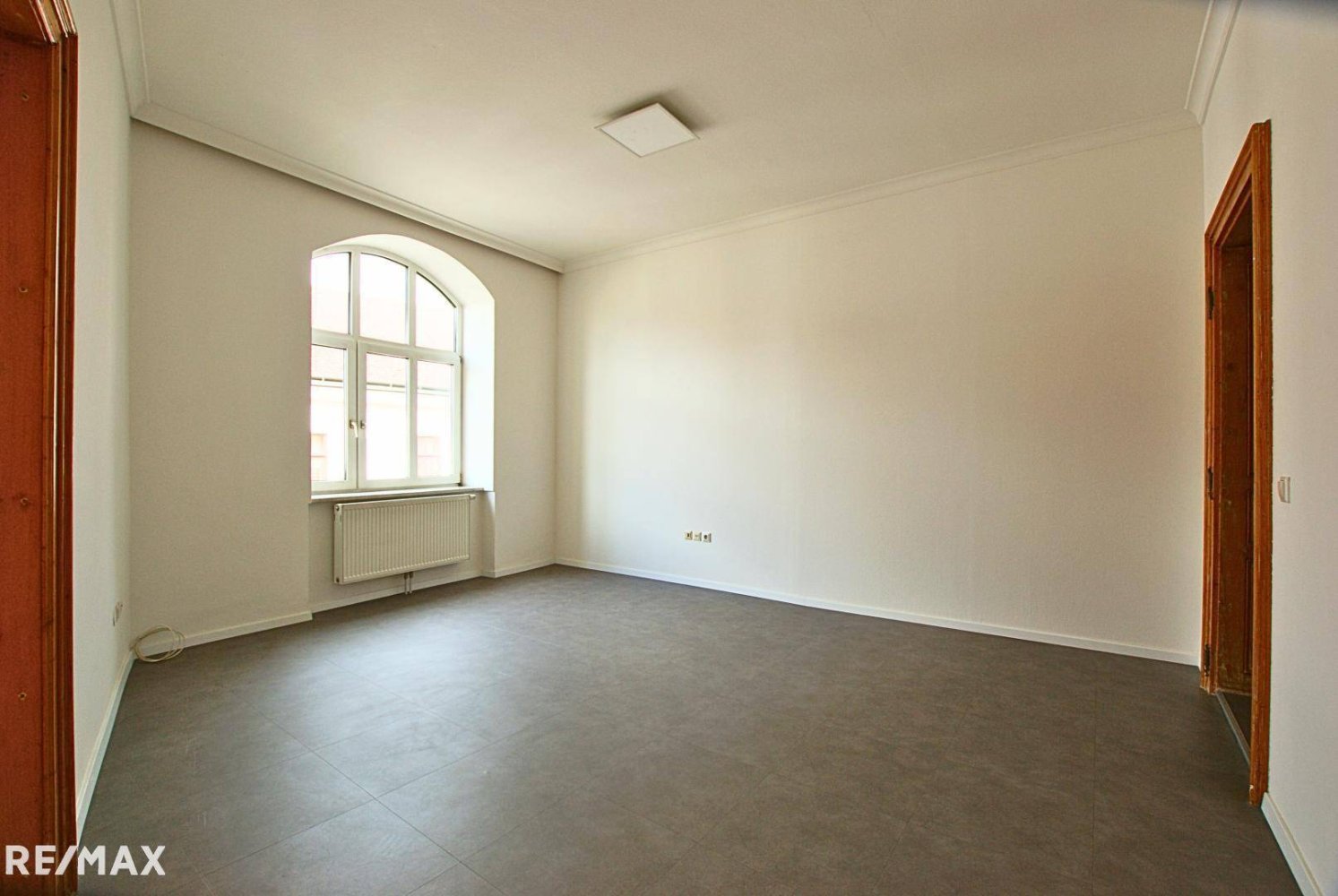 Apartamento de 2 dormitorios en Pottenstein, Austria No. 220873