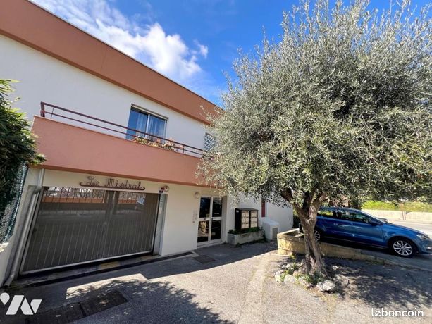 3 Schlafzimmer Wohnung in Grasse, France, Nr. 314150