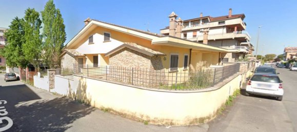 2 bedrooms Villa in Rome, Italy No. 278057 6