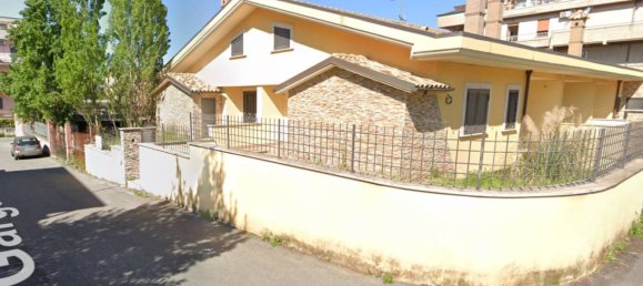 2 bedrooms Villa in Rome, Italy No. 278057 2