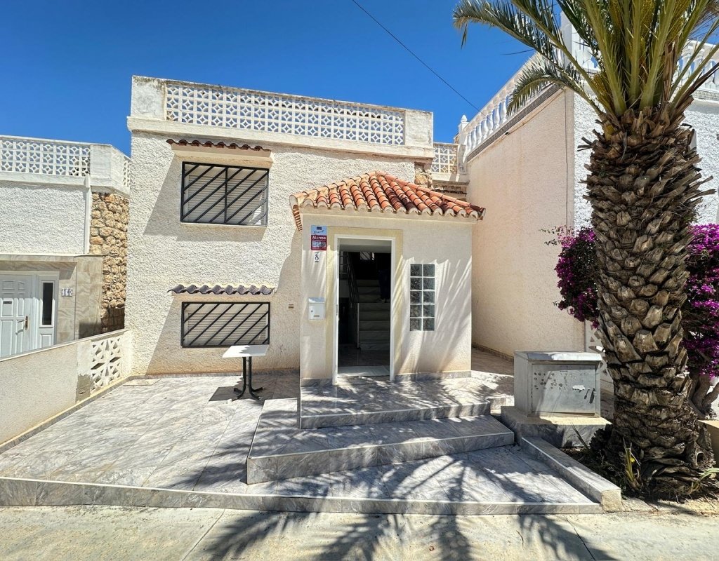 Casa T2 em Torrevieja, Spain N.º 285493