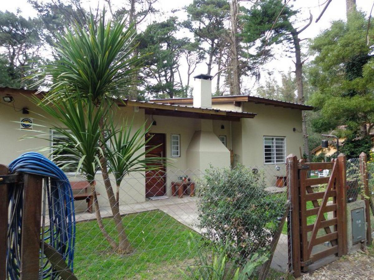 2 bedrooms House in Mar del Plata, Argentina No. 65151