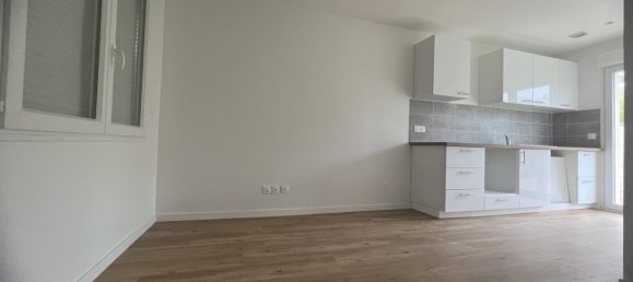 2 bedrooms House in Gallardon, France No. 41524 3