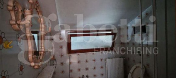 Villa de 21 divisão em Brindisi, Italy N.º 237518 26