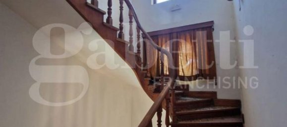 Villa de 21 divisão em Brindisi, Italy N.º 237518 22