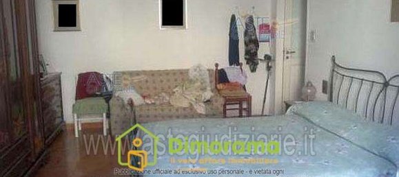 2 rooms Apartment in Naples, Italy No. 12564 11