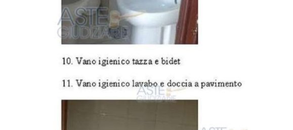 2 rooms Apartment in Naples, Italy No. 12564 7