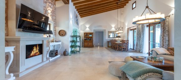 5 bedrooms House in Llucmajor, Spain No. 72943 7