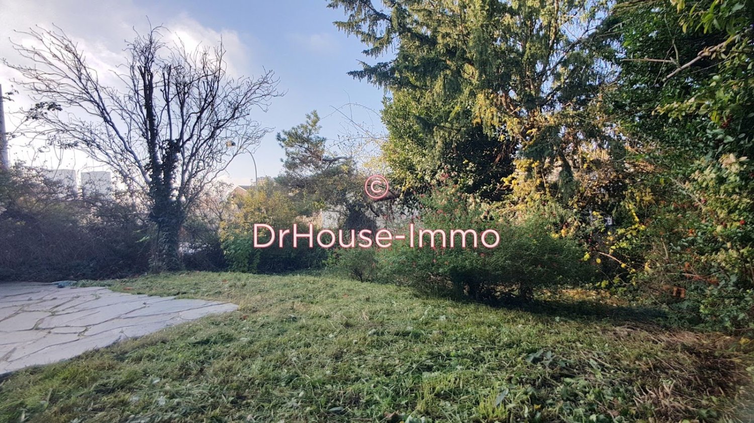 4 bedrooms House in Bagnolet, France No. 114981