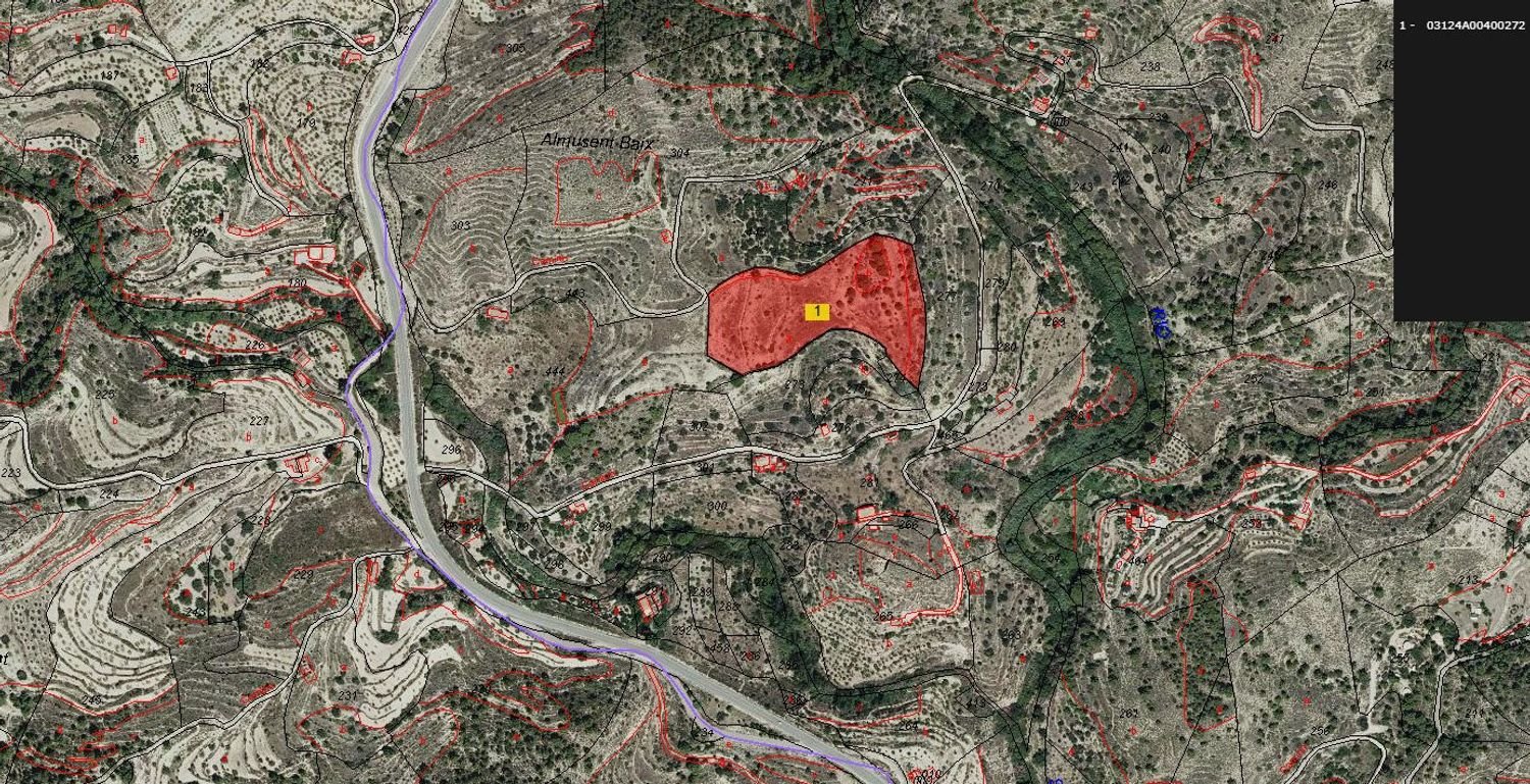 Terreno en Sella, Spain No. 161079