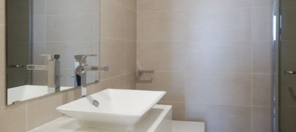 2 rooms Office in District 4, Vietnam No. 17246 15