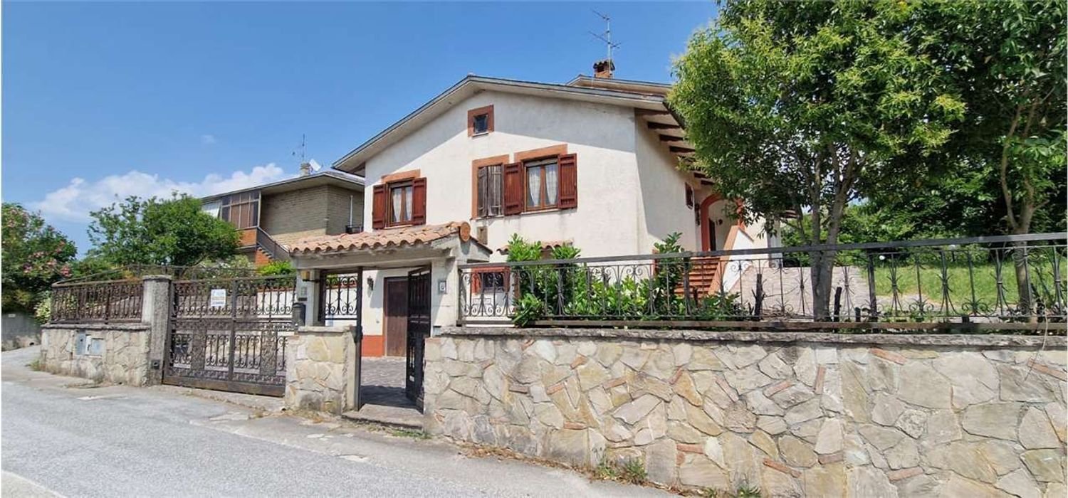 7 rooms Villa in Montecastrilli, Italy No. 168267