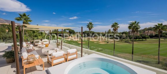 4 bedrooms Villa in Marbella, Spain No. 183371 2