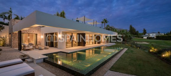 4 bedrooms Villa in Marbella, Spain No. 183371 11