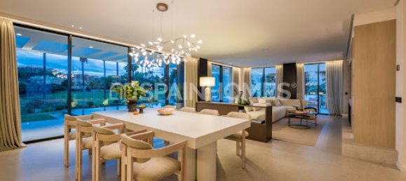 4 bedrooms Villa in Marbella, Spain No. 183371 26