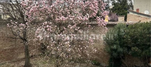 4 bedrooms Apartment in Ferrara, Italy No. 310739 7