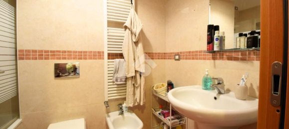 Studio à Pieve Emanuele, Italy No. 128911 4