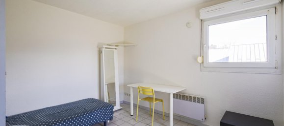 Studio in Grenoble, France No. 275590 4