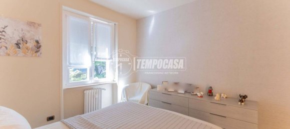 2 bedrooms Apartment in Milan, Italy No. 261640 16