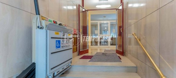 2 bedrooms Apartment in Milan, Italy No. 261640 18