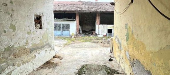 Casa de 6 divisões em Montanaro, Italy N.º 154235 7