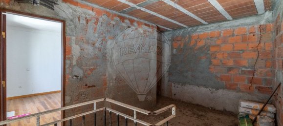 Casa de 3 dormitorios en Lorvao, Portugal No. 167752 12