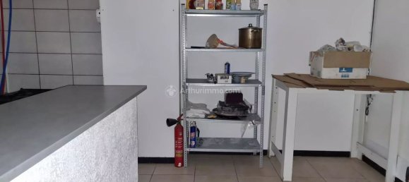 2 Schlafzimmer Gewerbliche Immobilie in Neufchateau, France, Nr. 92082 2