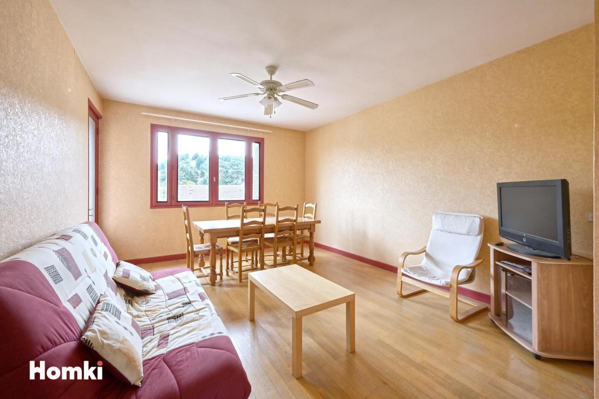 2 غرف نوم شقة في Bourgoin-Jallieu, France رقم 190908