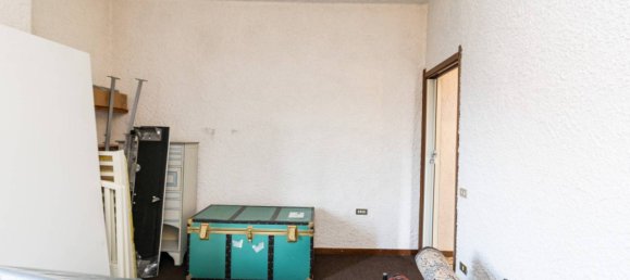 2 Schlafzimmer Wohnung in Cornate d'Adda, Italy, Nr. 113604 10