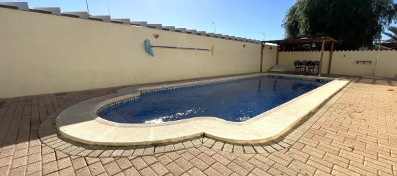 4 bedrooms Villa in Estrella Mar, Spain No. 10523 3