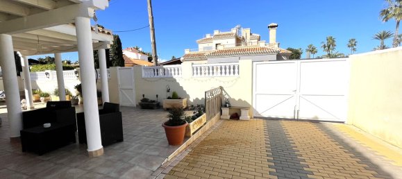 4 bedrooms Villa in Estrella Mar, Spain No. 10523 22