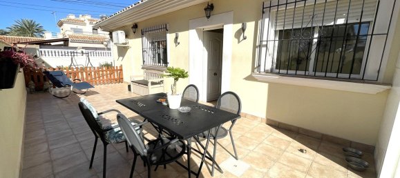 4 bedrooms Villa in Estrella Mar, Spain No. 10523 6