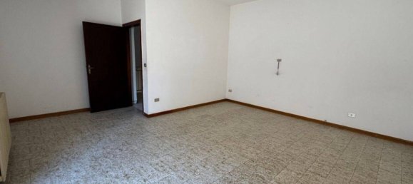 3 rooms House in San Salvo, Italy No. 351221 8