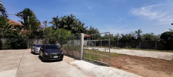 472m² Commercial property in Pattaya, Thailand No. 1686 2