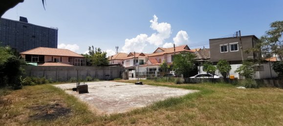 472m² Commercial property in Pattaya, Thailand No. 1686 6