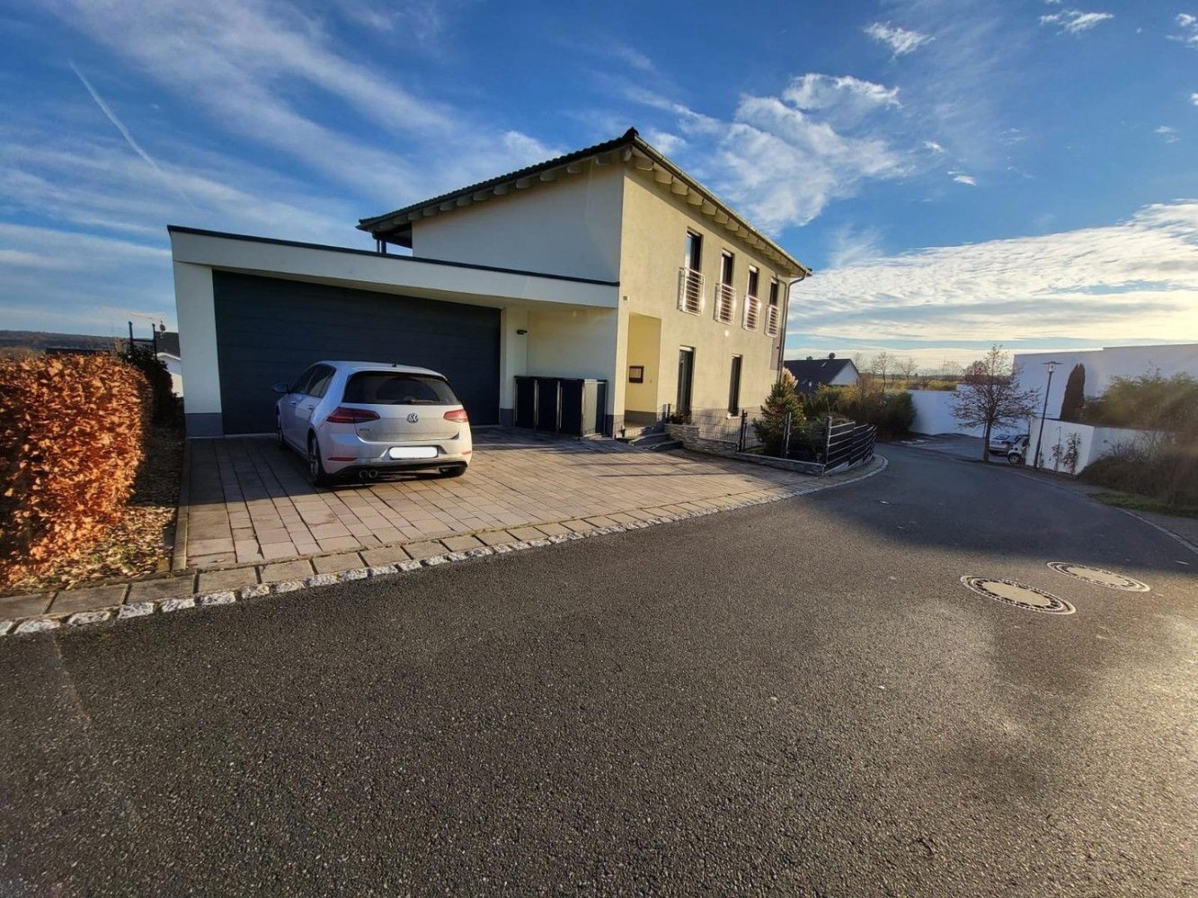 6 rooms House in Scheinfeld, Germany No. 8612