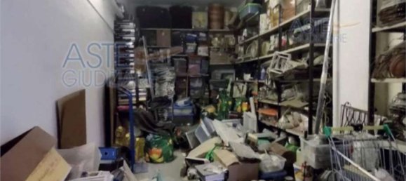 3 rooms Apartment in Rome, Italy No. 191464 12