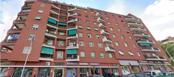 3 rooms Apartment in Rome, Italy No. 191464 27