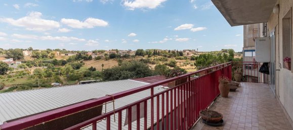 Apartamento T4 em Caltagirone, Italy N.º 349402 2