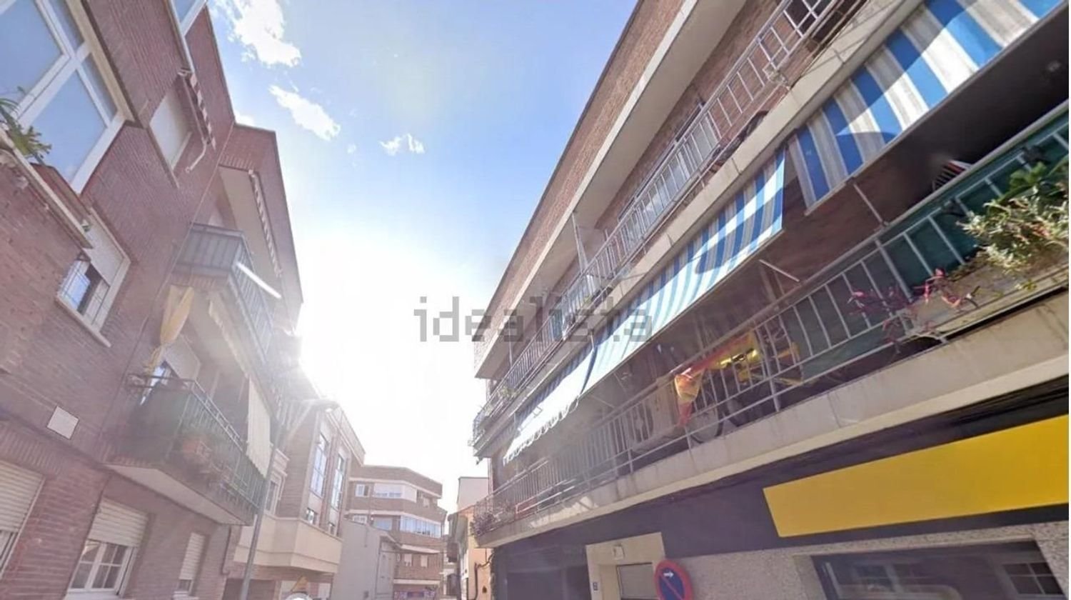 3 bedrooms Apartment in Majadahonda, Spain No. 143767