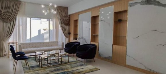 4 bedrooms Villa in Mudon, UAE No. 2200 2