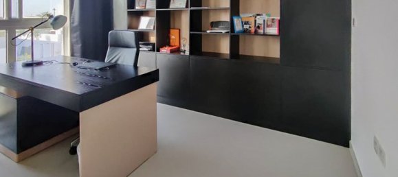 4 bedrooms Villa in Mudon, UAE No. 2200 9