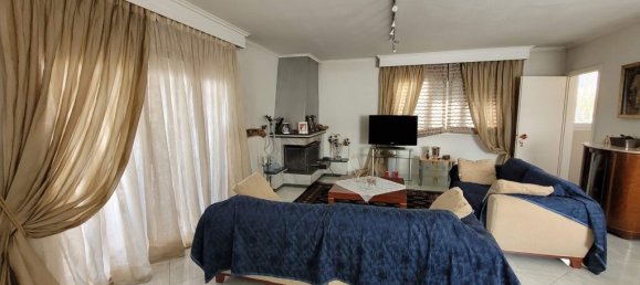 4 Schlafzimmer Property in Thermi, Greece, Nr. 53513 26