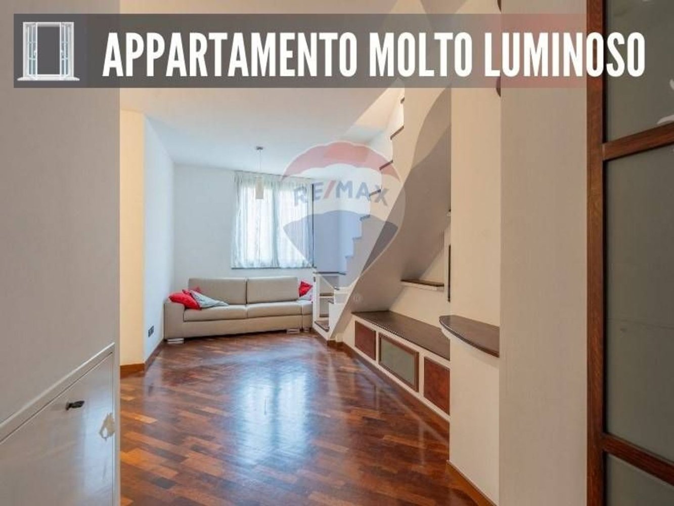3 rooms Apartment in Milan, Italy No. 241607