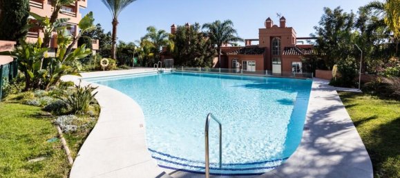 2 bedrooms Apartment in Fuengirola, Spain No. 167018 2