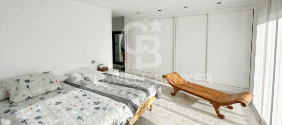 5 bedrooms House in Roses, Spain No. 80107 13